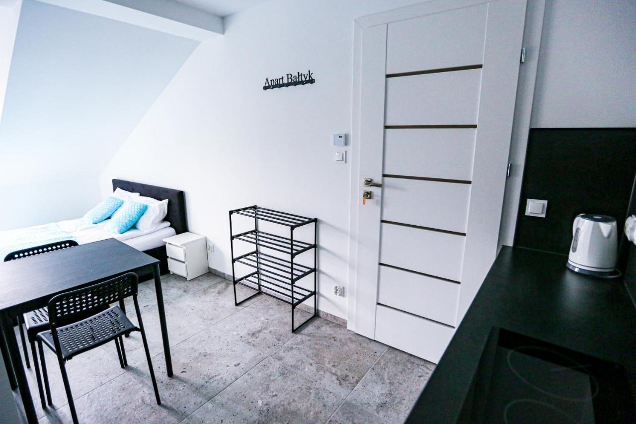 Apart Baltyk Pokoje & Apartamenty 莱鲍 外观 照片