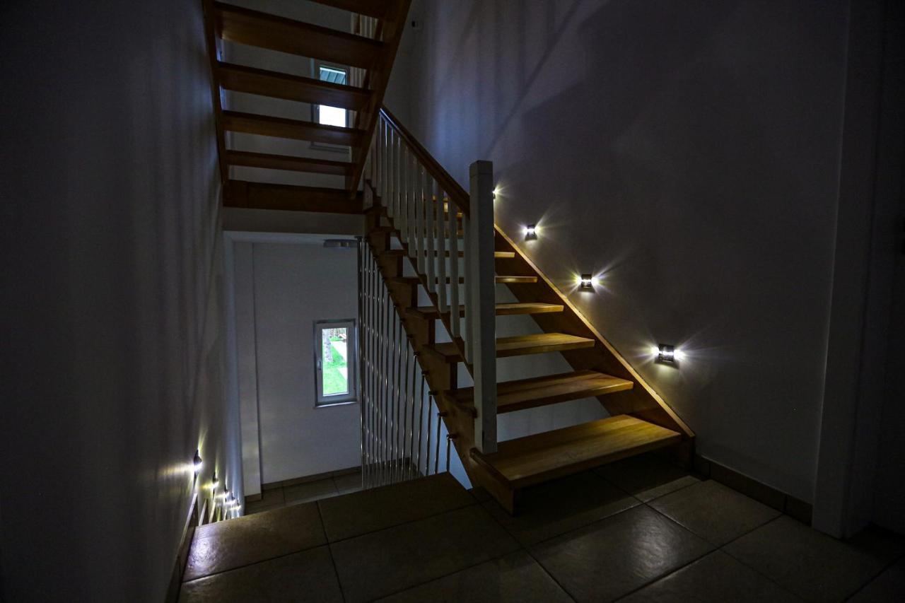 Apart Baltyk Pokoje & Apartamenty 莱鲍 外观 照片
