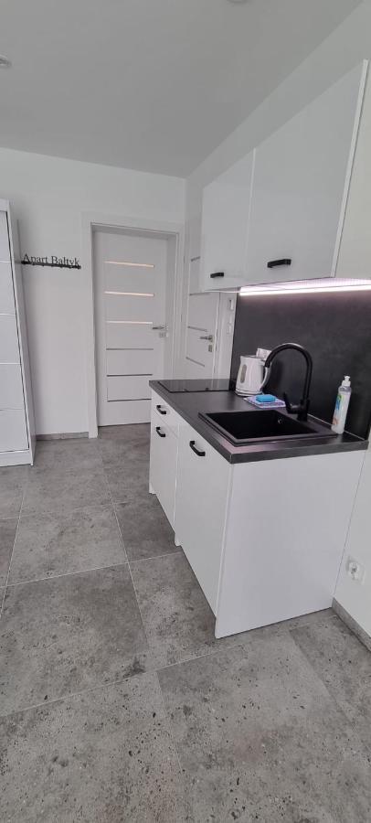 Apart Baltyk Pokoje & Apartamenty 莱鲍 外观 照片