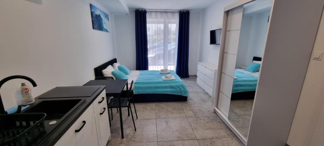 Apart Baltyk Pokoje & Apartamenty 莱鲍 外观 照片